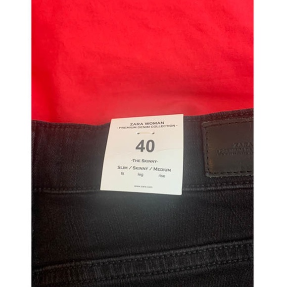 NWT Zara Skinny Mid - Rise Jeans | Size: 8 - Picture 4 of 4